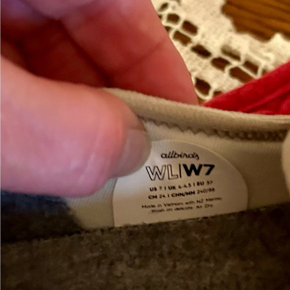 Allbirds Woven Canvas Slip-on size 6.5/7, normally sell for $105. Only worn once - Picture 6 of 8